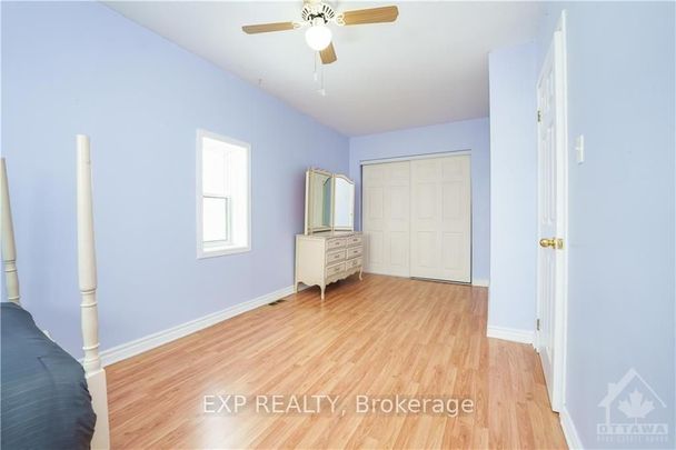 For Lease - 310 Shakespeare Street, Vanier and Kingsview Park, Ontario - Photo 1