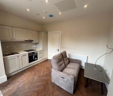 Apt 5 531 Antrim Road, Belfast, BT15 5FS - Photo 3