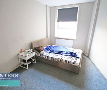 1 bedroom Flat To Let - Photo 4