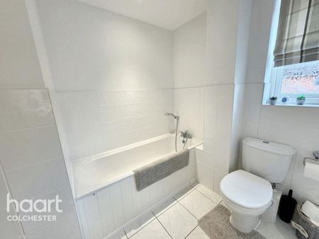 2 bedroom apartment to rent - Photo 5
