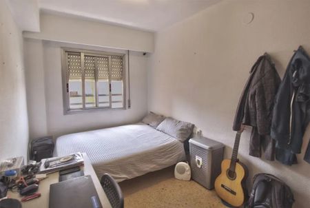 Carrer Explorador Andrés, Valencia, Valencian Community 46022 - Photo 3