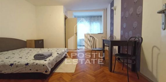 Apartament o camera nedecomandat zona Take Ionescu - Fotografie 2