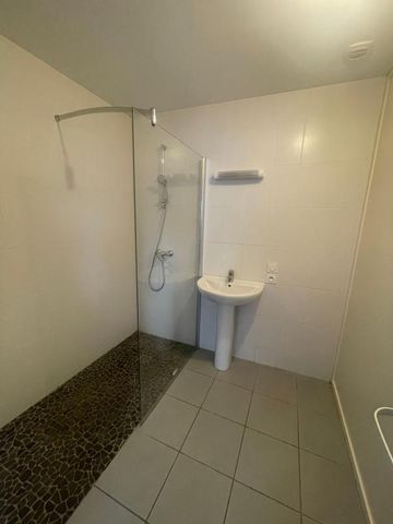 Location Appartement 3 pièces 67m² ST PAUL LES DAX 40990 - Photo 3