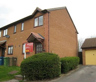 Town house to rent on - Photo 2