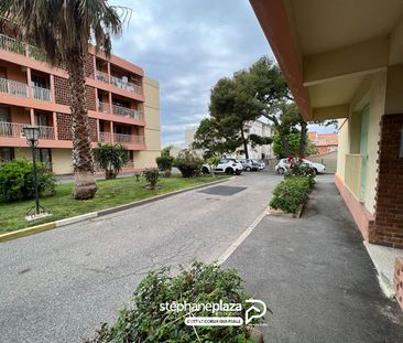 Appartement 2 pièces 48m2 MARSEILLE 16EME 740 euros - Photo 1