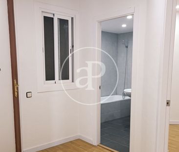 Apartment for Rent on Comte d’Úrgell Street - Photo 4