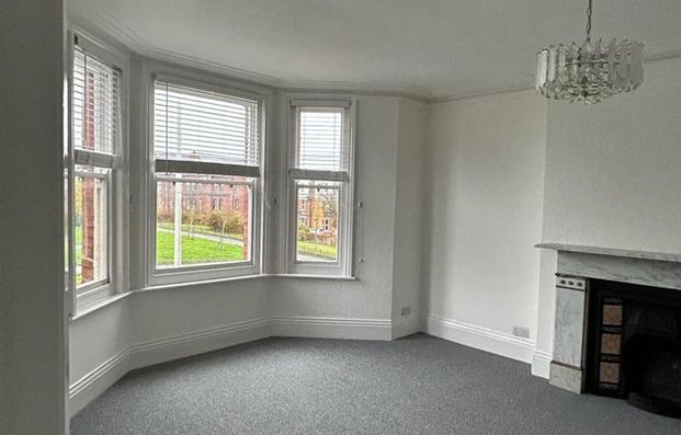2 bedroom flat to rent - Photo 1
