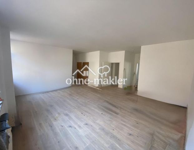 Helle 2-Raum-Wohnung im Zentrum - frisch saniert, mit Einbauküche - Photo 1