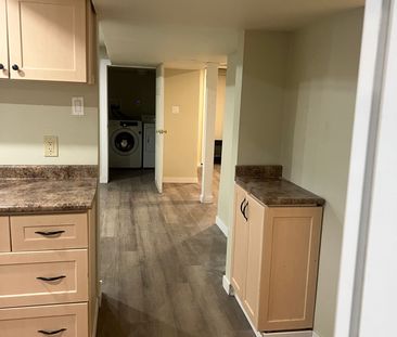 For Lease - 30 West Street Unit# Lower, East Gwillimbury, Ontario - Photo 5