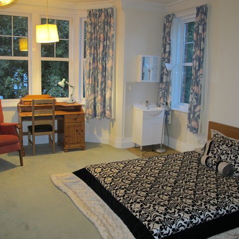 132 Warwick Road, Carlisle (STUDENT HOUSE) 8 Rooms available from Sept 2025 - Photo 1