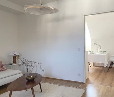 2-Zimmer-Wohnung im 3 Stock ohne Lift. Bad mit (Badewanne und Fenst... - Photo 3