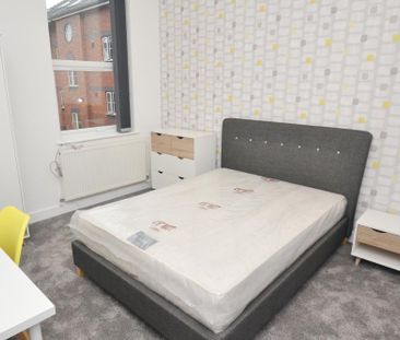 5 bedroom flat to rent - Photo 4