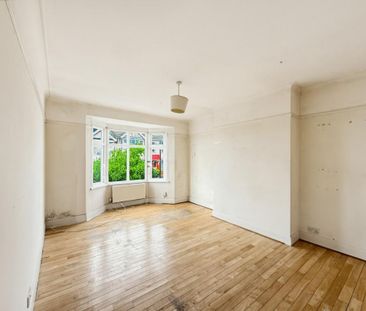 4 bedroom semi-detached house to rent - Photo 3