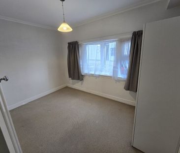 Perfect City Living with car park included - Photo 6