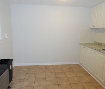 For Lease - 30 Baybrook Crescent, Toronto, Ontario - Photo 3