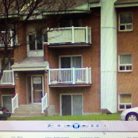 4 1/2 Cité de la Santé niveau terrasse - Photo 3