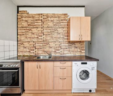 Pronájem bytu 1+1 34 m² - Photo 1
