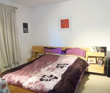 Van Gogh Court, London, , E14 - Photo 2