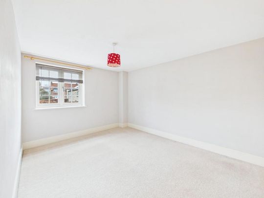 5 bedroom house to rent - Photo 1