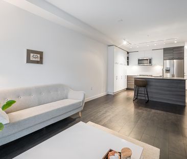 Dwell. Spacious Two Bedrooms/Two Baths - Photo 2