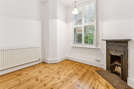 2 bedroom maisonette to rent - Photo 4