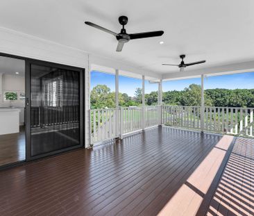 Resort-Style Entertainer on a Huge Block - 2827sqm! - Photo 1