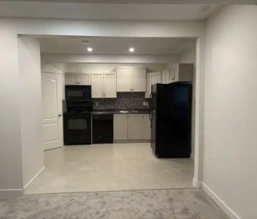 FULLY RENOVATED UNIT IN CRESCENT HEIGHTS | 1423 1 Street Northeast,... - Photo 1