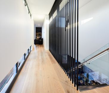 7 Johnston Street, Balmain East NSW 2041 - House For Rent | Domain - Photo 3