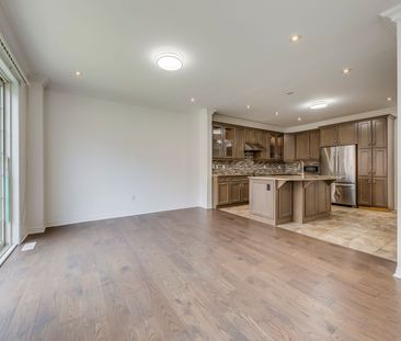 For Lease - 365 Dahlia Trail, Oakville, Ontario - Photo 5