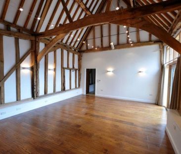 3 bedroom barn conversion to rent - Photo 1