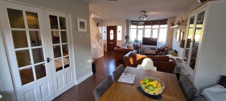 3 bedroom house to rent - Photo 2