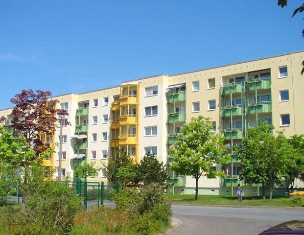 Ideal für Familien: geräumige 4-Zimmer-Wohnung mit Balkon - Photo 1