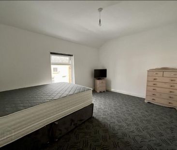 66 Kilburn Street, Belfast, BT12 6JT - Photo 3