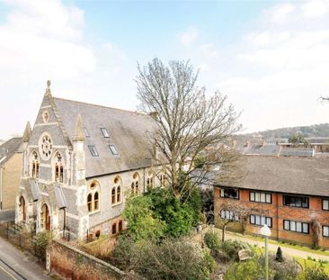 First floor period apartment in the city centre - Please Note: No P... - Photo 1
