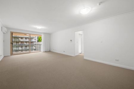 14/17-25 Spring Street, Bondi Junction. - Photo 3