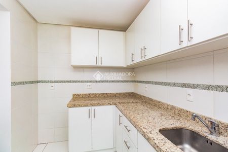Apartamento com 2 quartos e 73m² para alugar em Passo da Areia, Porto Alegre. - Photo 2