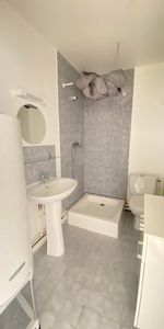 Location Appartement 1 pièce 28m² - Photo 3