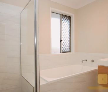 4 bed 2 bath - Photo 6