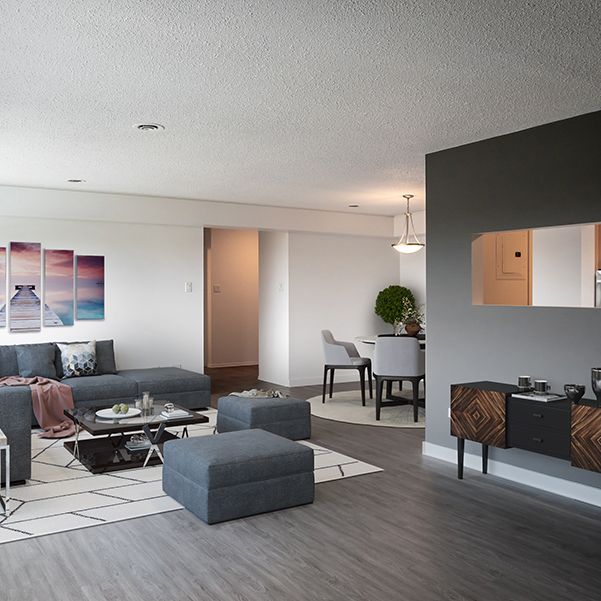 Hillsboro House - Photo 1