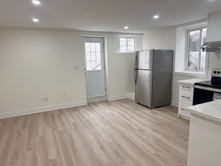 For Lease - 550 Yates Drive Unit# Bsmt, Milton, Ontario - Photo 3