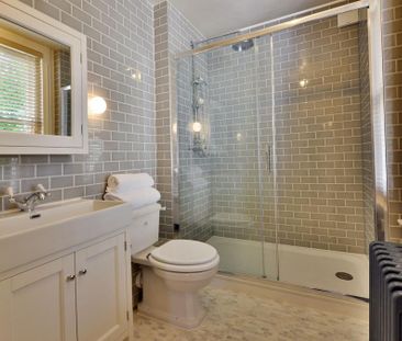 5 bedroom terraced house to rent - Photo 4