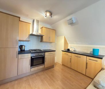 2 bedroom flat to rent - Photo 5