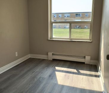 3 Iroquois Apartments - Photo 4