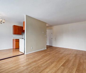 - 1 Bedroom at Westside Apartments - Photo 6