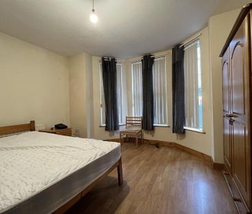 1, 40 Fitzroy Avenue, Belfast, BT7 1HW - Photo 4