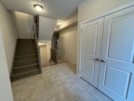 For Lease - 1556 Moonseed Place, Milton, Ontario - Photo 5