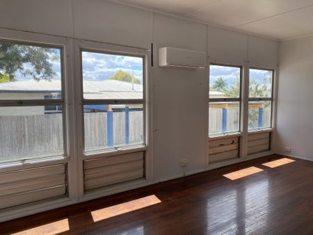 Fully Furnished 5 Bedroom House Perfect for Workers - Photo 2