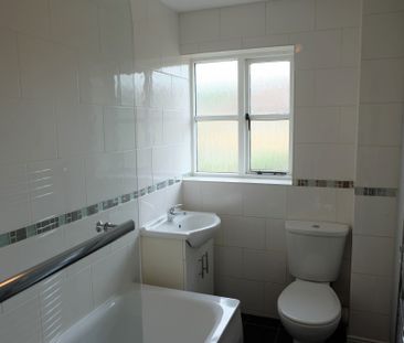 Excellently Presented 2 Bedroom House to Let in Banbury - Photo 6