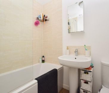 2 bedroom terraced house to rent - Photo 6