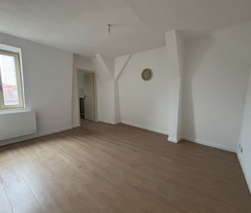 Appartement 3 pièce(s) 2 chambre(s) 67 m² - Photo 2